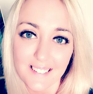 Meet your Posher, Dawnielle